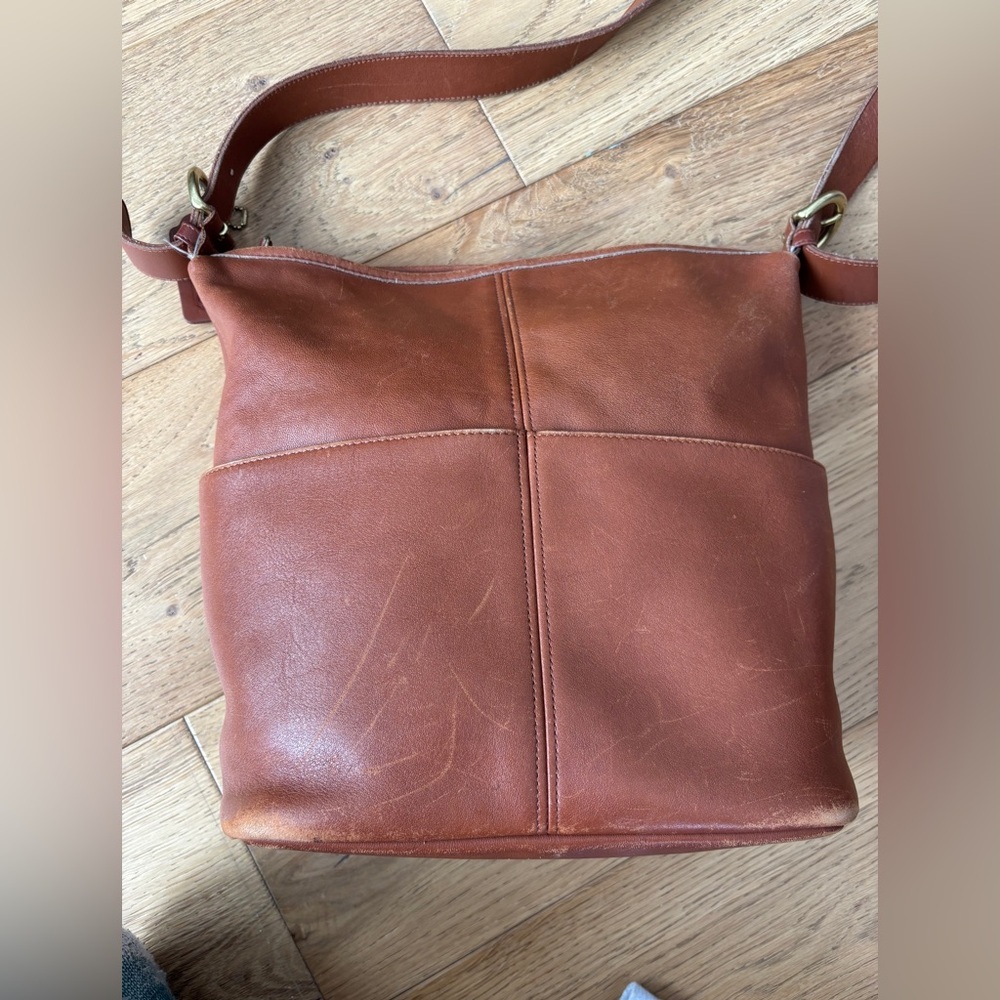 Vintage coach leather crossbody saddle bag 80’s - Picture 2 of 7